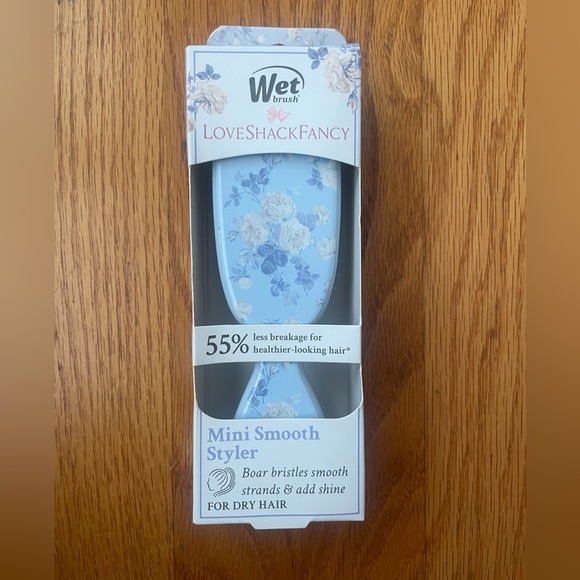 LoveShackFancy X Wet Brush Mini Smooth Styler Hair Brush - Picture 1 of 2